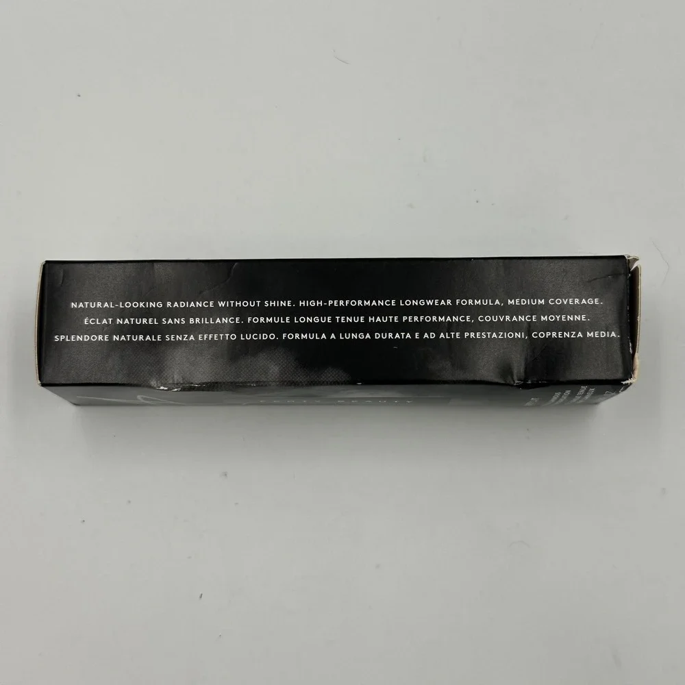 Fenty Beauty Soft Lit Naturally Luminous Longwear Foundation 100 32ml 1.08oz‎